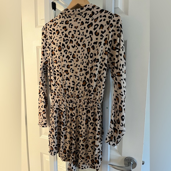 Cheetah print romper nwt - Picture 3 of 4